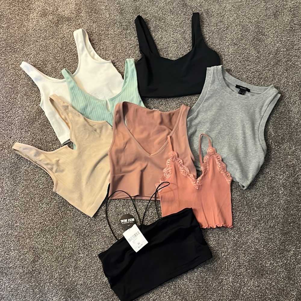 8 TANK TOP BUNDLE - MEDIUM